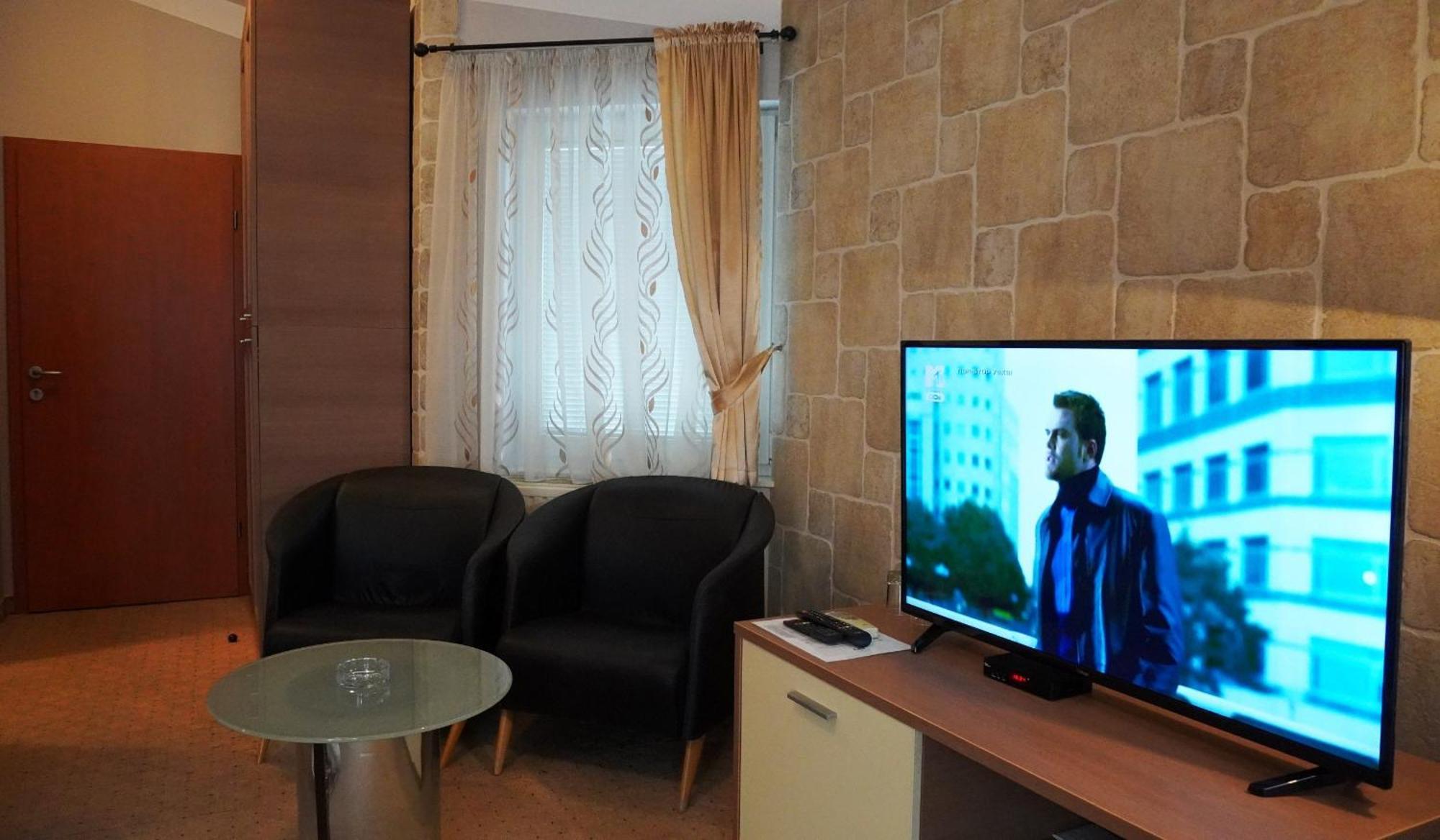 Hotel Vila Ivankovic Buna Bagian luar foto